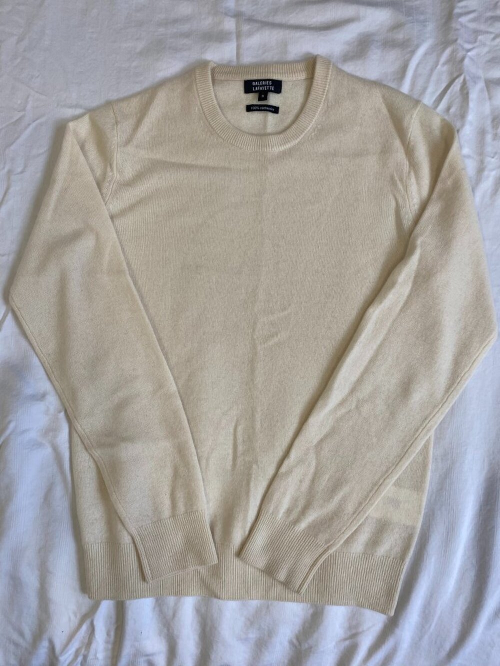 Galleries Lafayette cream cashmere sweater - mens small - like new